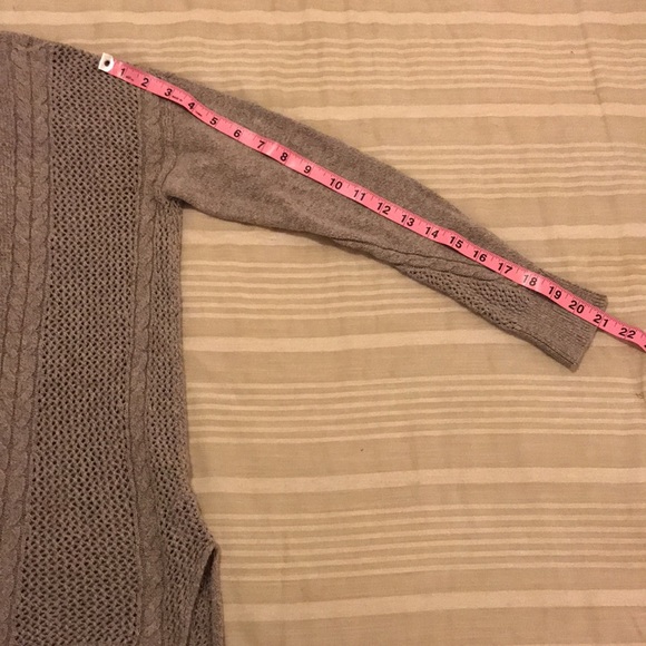 American Eagle Outfitters Sweater - Picture 4 of 7